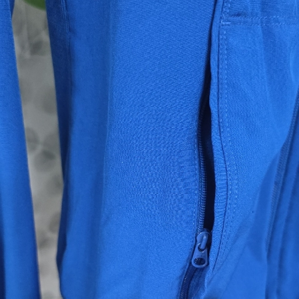 Cherokee Infinity Zip-Up Scrub Jacket - Picture 5 of 10